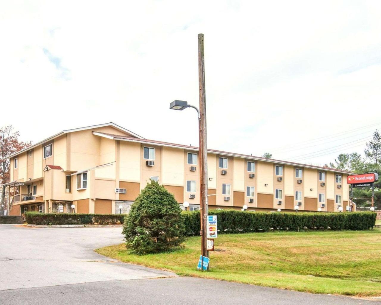 Econo Lodge New Paltz Exterior photo